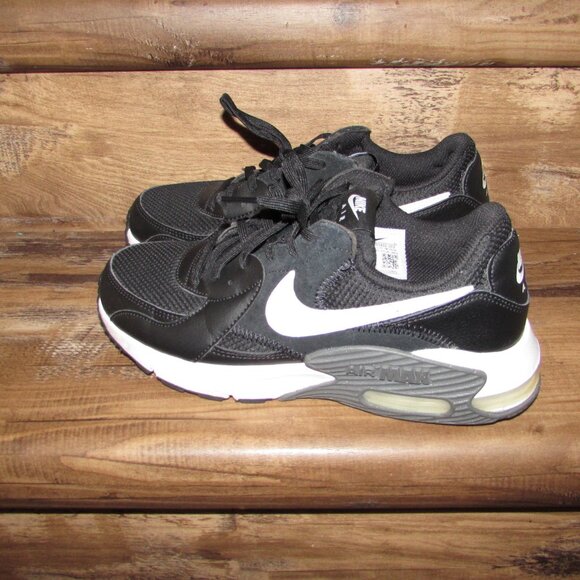 Nike Womens Air Max Excee Black Running Shoes Sneakers Size 8 - Picture 2 of 6